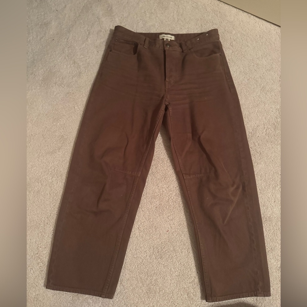 Madewell darted barrel leg jeans in brown size 27. Excellent condition